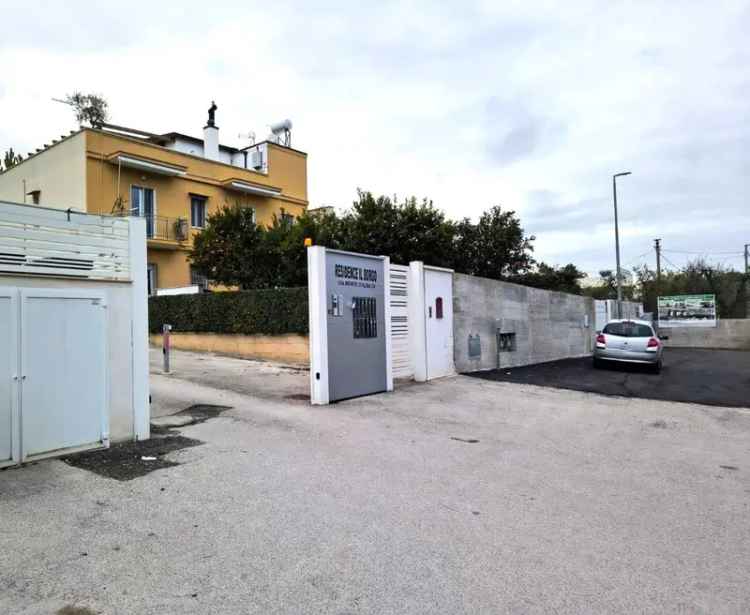 Villa unifamiliare via Monte d'Alba, Trani