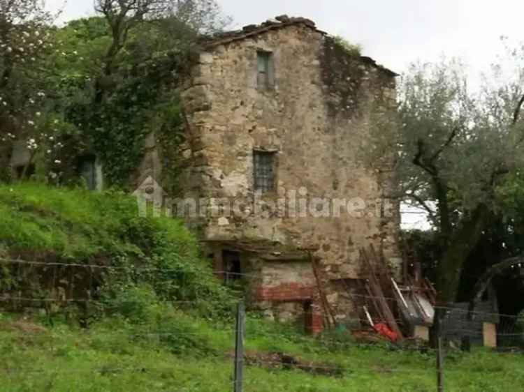 Rustico Terratetto Fosdinovo: 155mq Giardino Posti Auto Vista Mare