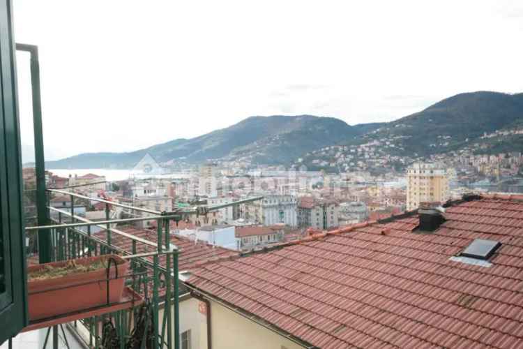 Appartamento via dei Colli, Colli, La Spezia