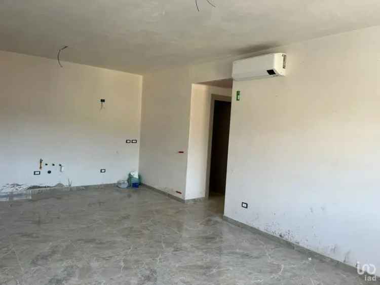 Vendita appartamento 5 locali di 70 m² a Falerna (88042) - 97635 - iad