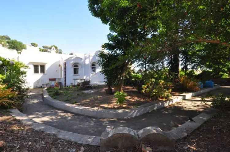 Villa in Via Tiberio, Capri, 7 locali, 1 bagno, giardino privato