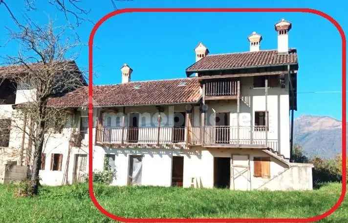 Villa a schiera 5 locali, da ristrutturare, Feltre