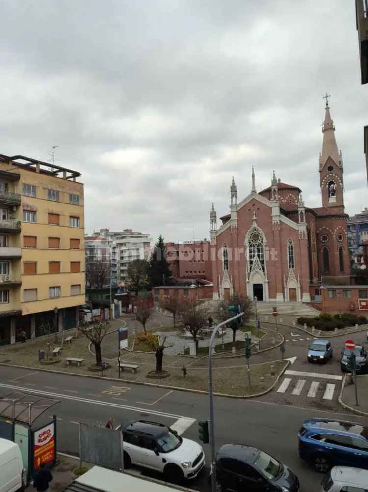 Trilocale largo Cesare Balbo, Sacro Cuore, Novara