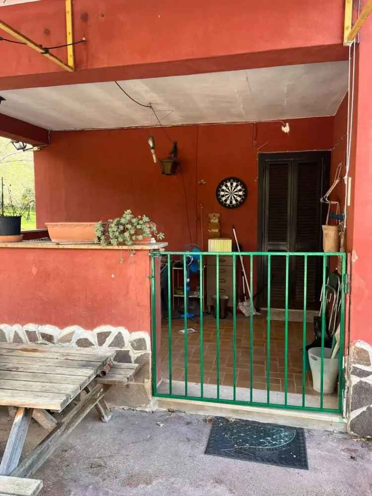 Casa Indipendente in Via Cerreta, 5, Sezze (LT)