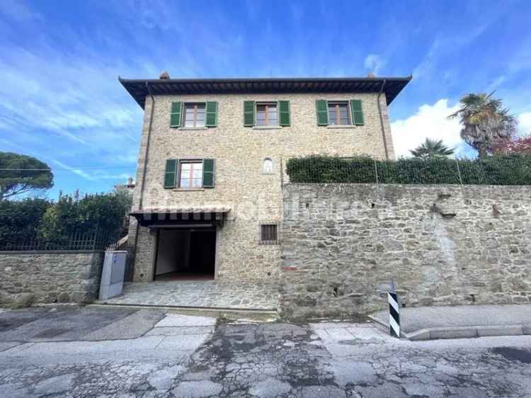 Villa unifamiliare via Luca Signorelli 20, Camucia Monsigliolo, Cortona