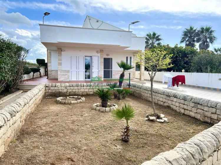 Villa in Via passo marinaro, Ragusa, 5 locali, 3 bagni, con box