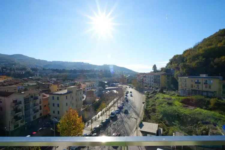 Appartamento in vendita a Salerno, Via Federico Wenner 1