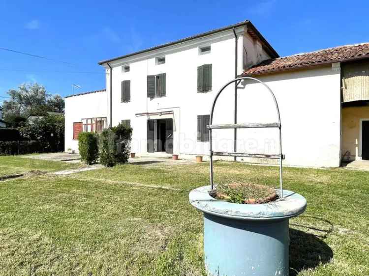 Casale via dell'Orto 23, Centro, Piazzola sul Brenta