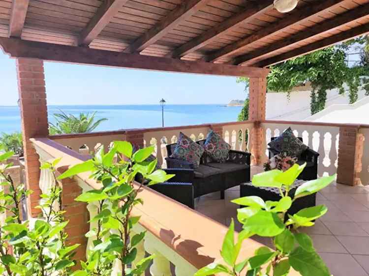 Casa vacanze in affitto  a Isola Di Capo Rizzuto