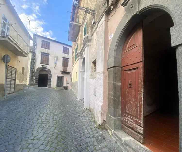 Quadrilocale corso Giacomo Matteotti 142, Centro, Valentano