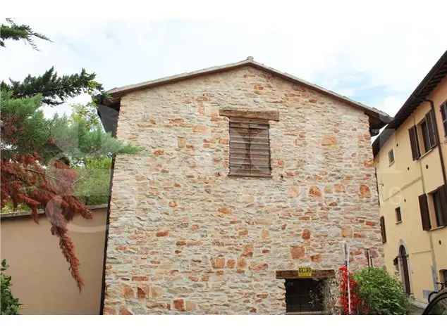 Casa Indipendente in Colle Di Nocera, 121, Nocera Umbra (PG)