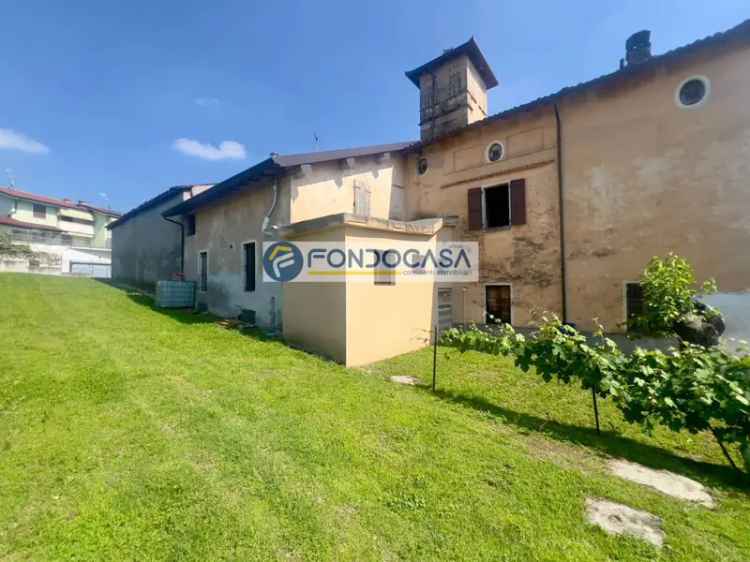 Villa unifamiliare via Canonica 11, Centro, Castiglione delle Stiviere