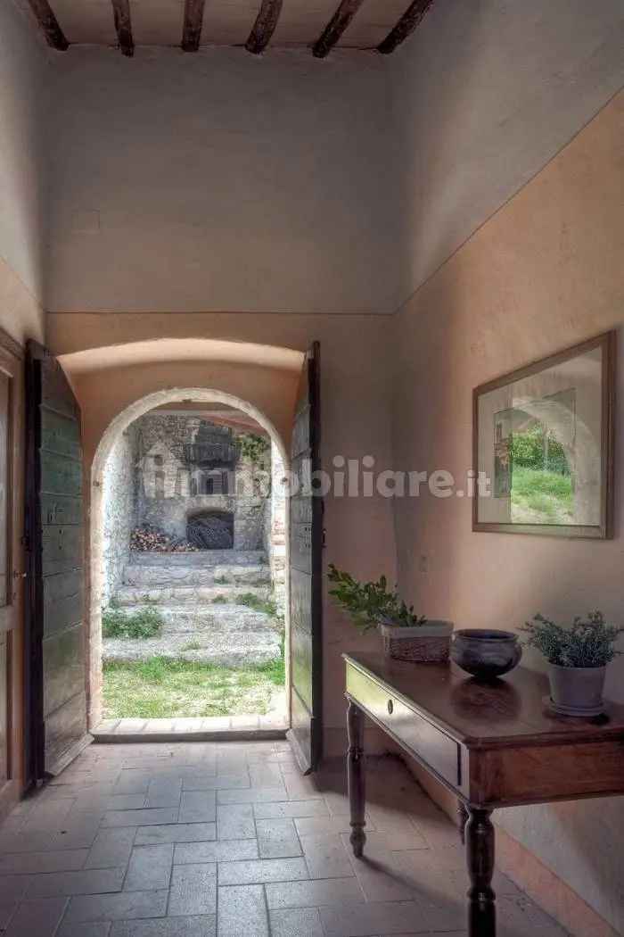 Casa colonica frazione Poreta, Eggi, Bazzano, Borgiano, Vallocchia, Spoleto