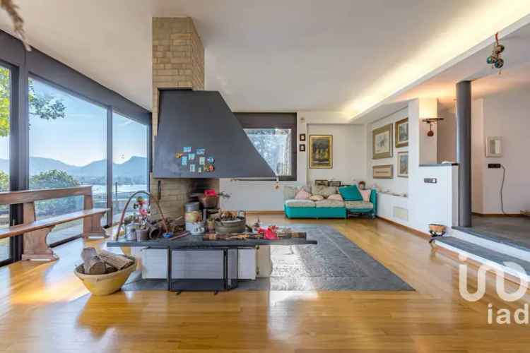 Villa unifamiliare via Per Cernobbio 23/E, Bignanico, Como