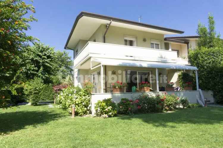 Villa unifamiliare via 20 Settembre 151A, Caranna, Forte dei Marmi