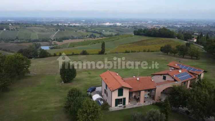 Villa unifamiliare via Motta, Montebudello, Valsamoggia