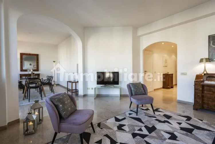 Appartamento Borgo San Iacopo 2, Ponte Vecchio - Pitti, Firenze