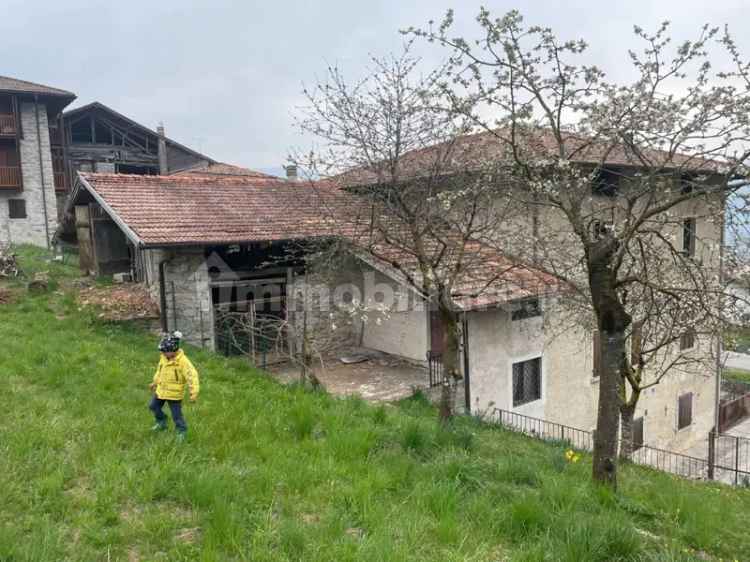 Terratetto unifamiliare Cavaione, Bleggio Superiore