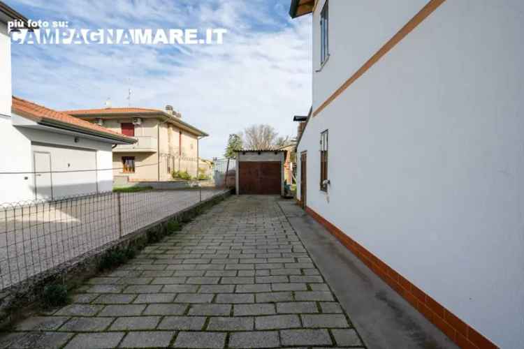 Villa unifamiliare via Piave 10/h, Berra, Riva del Po