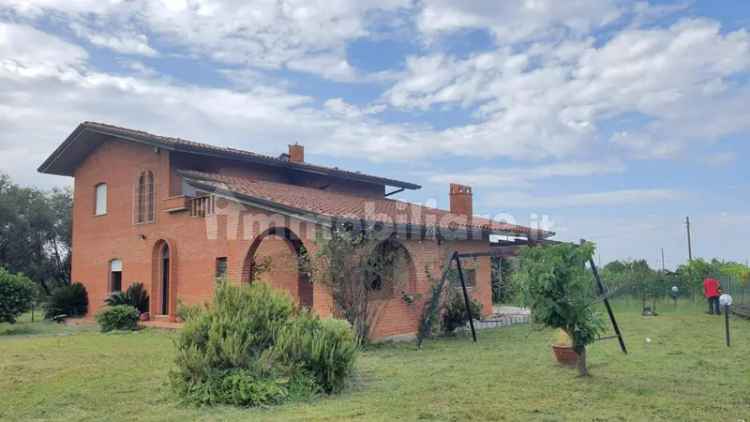 Villa unifamiliare via Appia Nuova 1, Casano Dogana Isola, Luni