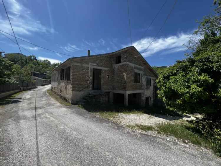 Casale via Coarda, Rieti