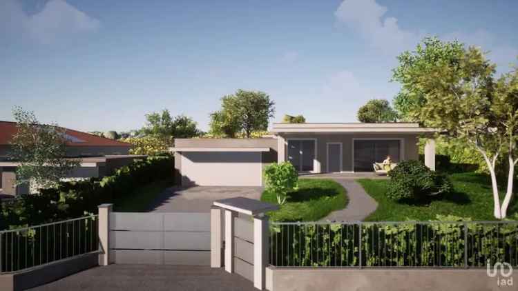 Vendita casa 5 locali di 242 m² in Casatenovo (23880) - 85005 - iad