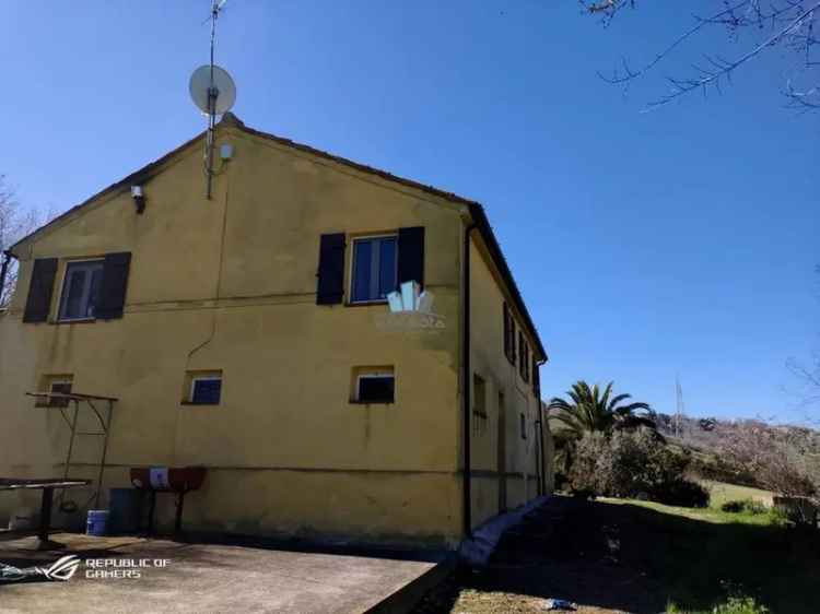 Terratetto unifamiliare 123 m², buono stato, Porto San Giorgio