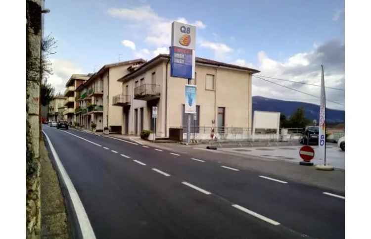 Casa indipendente in vendita a Caprino Veronese