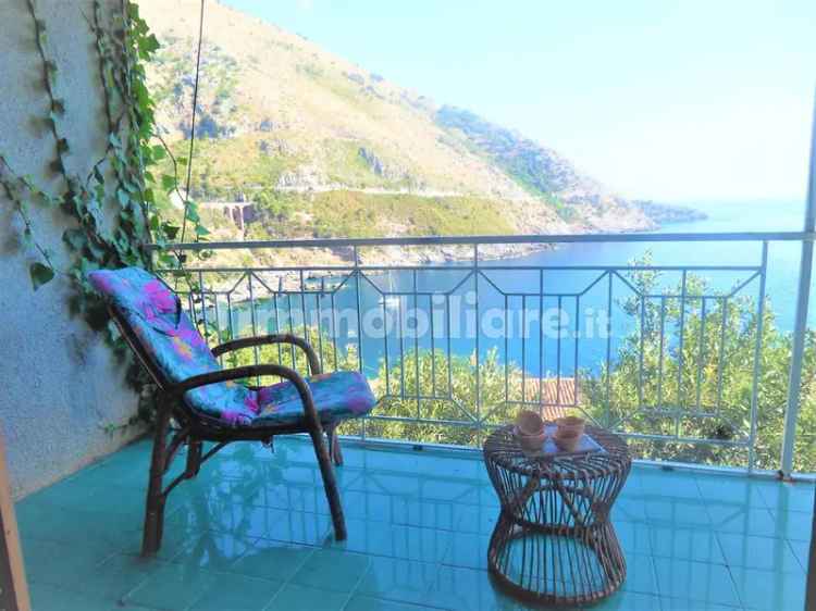 Villa plurifamiliare via Acquafredda, Acquafredda, Maratea