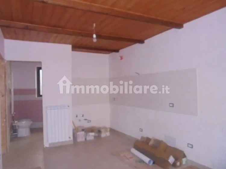 Villa unifamiliare, buono stato, 60 m², Sant'angelo In Grotte, Santa Maria del Molise