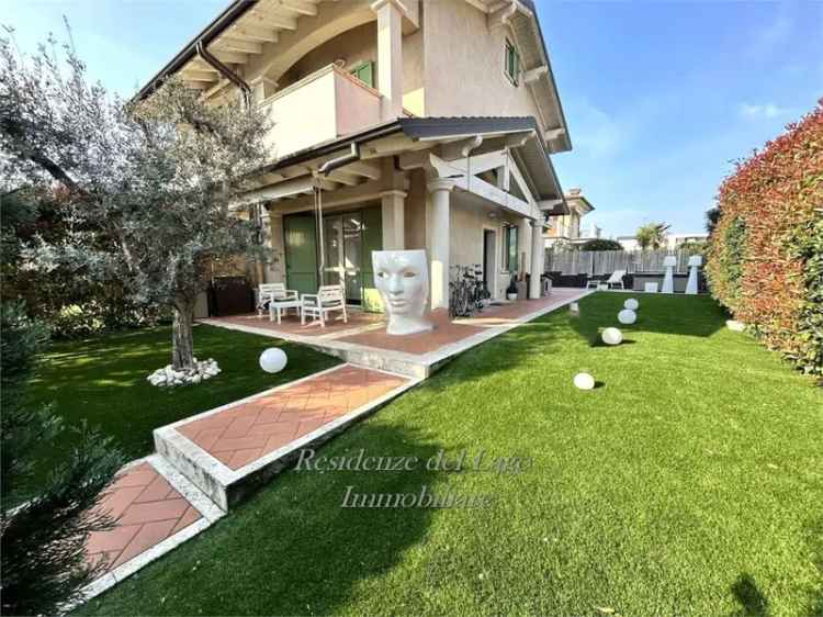 Villa in Via todeschino 1, Sirmione, 6 locali, 2 bagni, garage, 185 m²