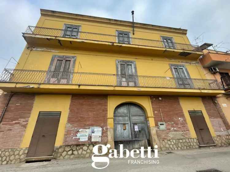 Casa Indipendente in Via 54 Martiri, Bellona (CE)