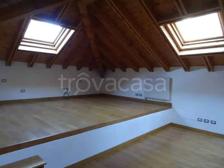 Villa in affitto a Varese via dell'Immacolata