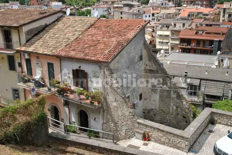 Terratetto unifamiliare via San Girolamo, 30, Centro, Itri