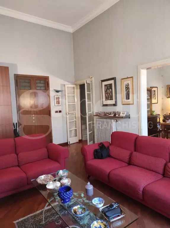 Appartamento in Nino Martoglio, Catania, 5 locali, 2 bagni, 175 m²