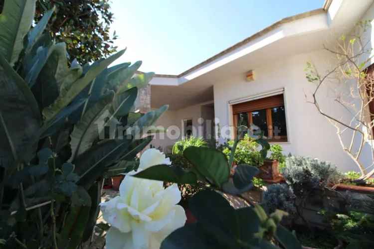 Villa unifamiliare via Ponza, 40, Sava