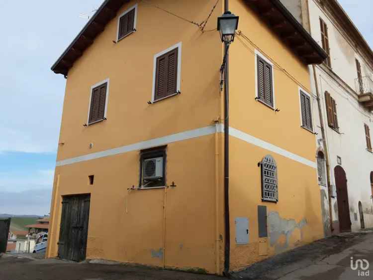 Vendita casa 4 locali di 104 m² in Atri (64032) - 68518 - iad