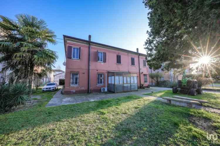 Vendita casa indipendente 10 locali di 230 m² in Ostellato (44020) - 115841 - iad