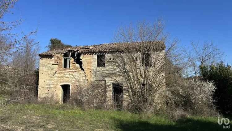 Vendita casa indipendente 0 locali di 120 m² in Monteleone di Fermo (63841) - 121015 - iad