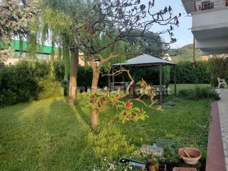 Appartamento in villa via Silvio Pellico 39, Altavilla Vicentina