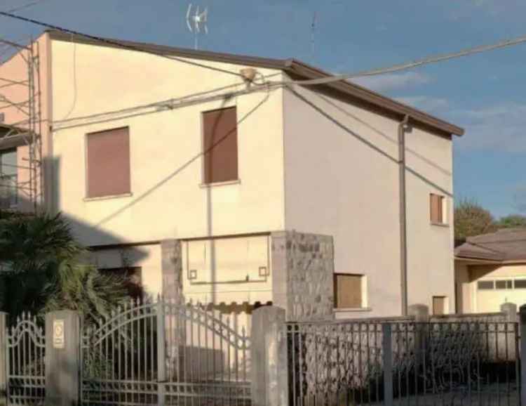 Villetta bifamiliare in Via San Pio X, Tombolo, 6 locali, 102 m²