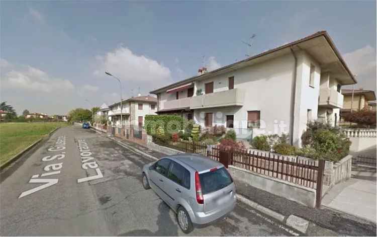 Villetta a schiera all'asta via San Giuseppe Lavoratore, 39, Erbusco