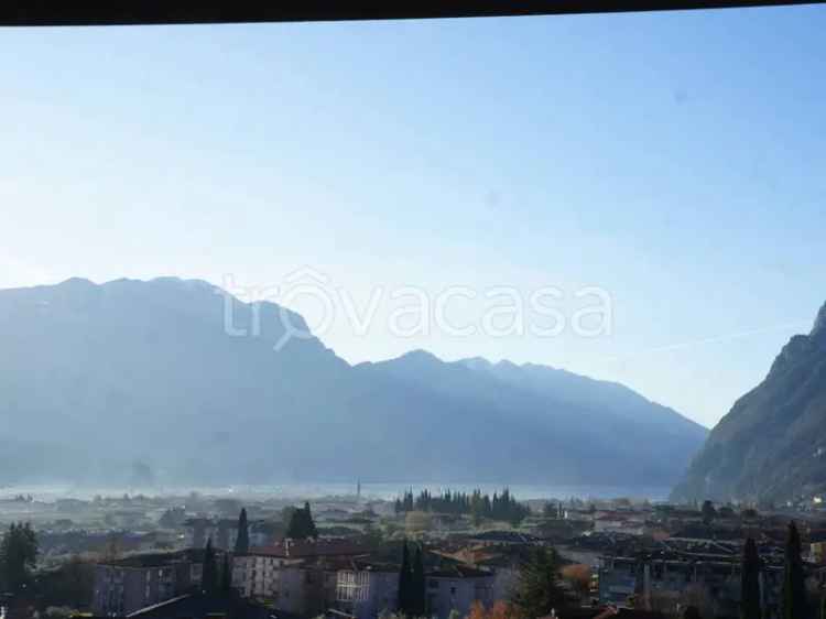 Appartamento in affitto a Riva del Garda via Mazzano, 24