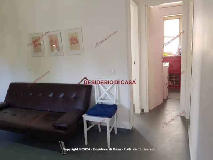 Trilocale viale Himera, Campofelice di Roccella