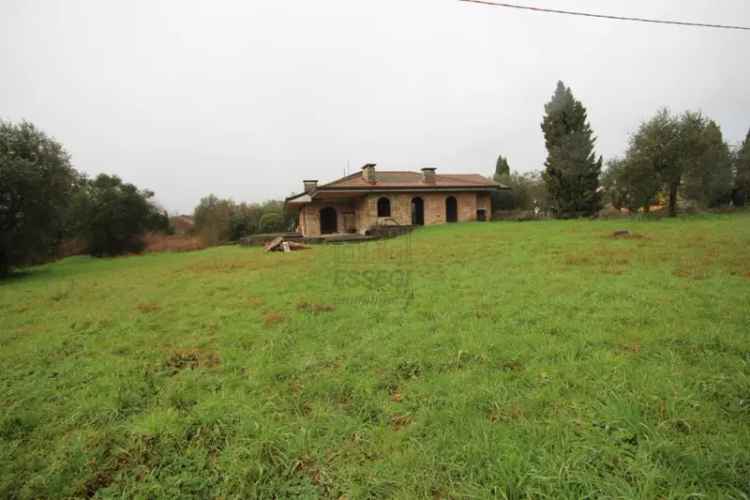 Villa in Via delle Ville 227, Capannori, 7 locali, 3 bagni, garage