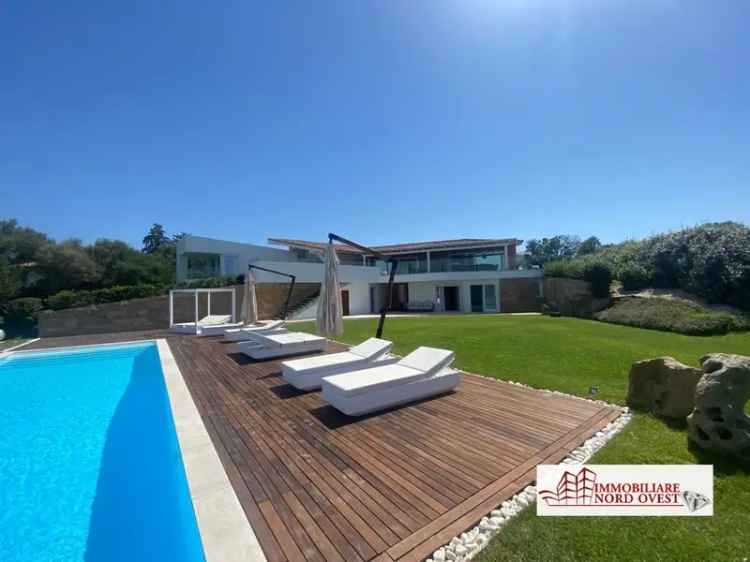 Villa in Via Razzoli, San Teodoro, 8 locali, 8 bagni, giardino privato