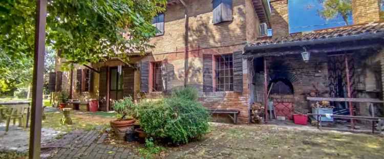 Villa in Via Alceste Ricciarelli, Ferrara, 15 locali, 3 bagni, 409 m²