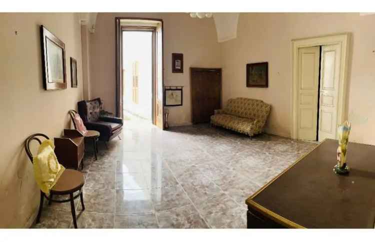 Casa indipendente in vendita a Squinzano, Via Nuova 22