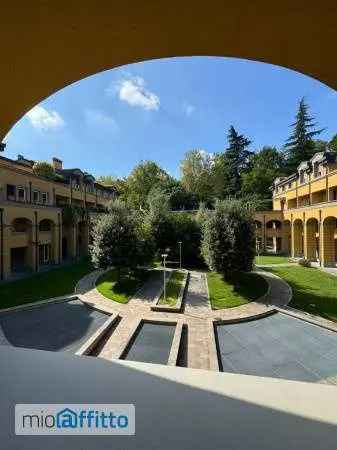 Appartamento In Affitto in Via dei Colli, Bologna, Emilia-Romagna