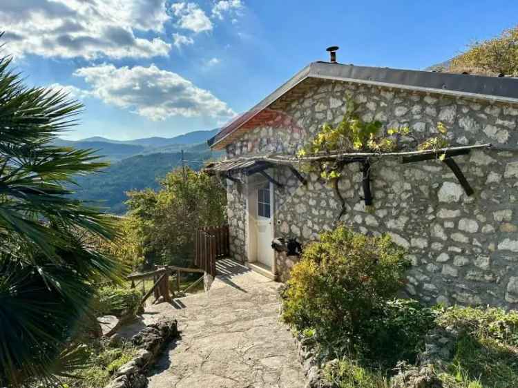 Casa Indipendente in vendita a Rocchetta a Volturno